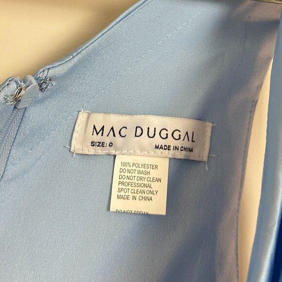 MAC DUGGAL One Shoulder Charmeuse Gown With Beaded Cutout in Powder Blue US 0 - Picture 8 of 13